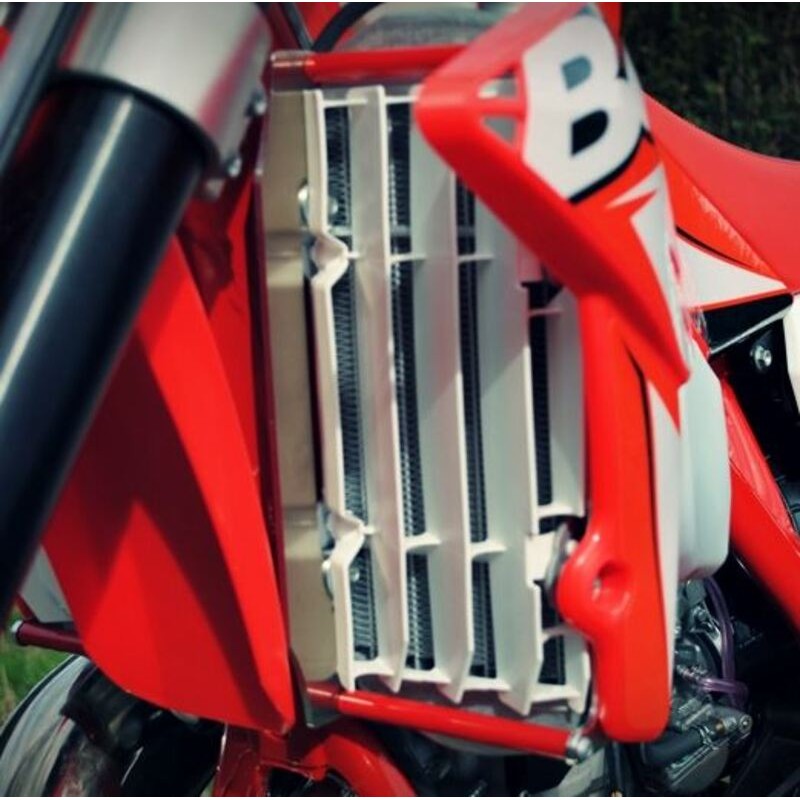 Protectores de radiador aluminio rojo AXP Beta AX1311