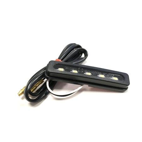 Luz de matricula LED V Parts Universal con tornillos 12V0.5W 68,5x15mm