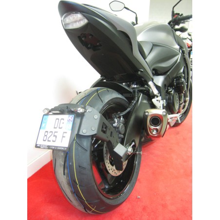 Portamatrículas a la rueda Suzuki GSX-S1000 negro