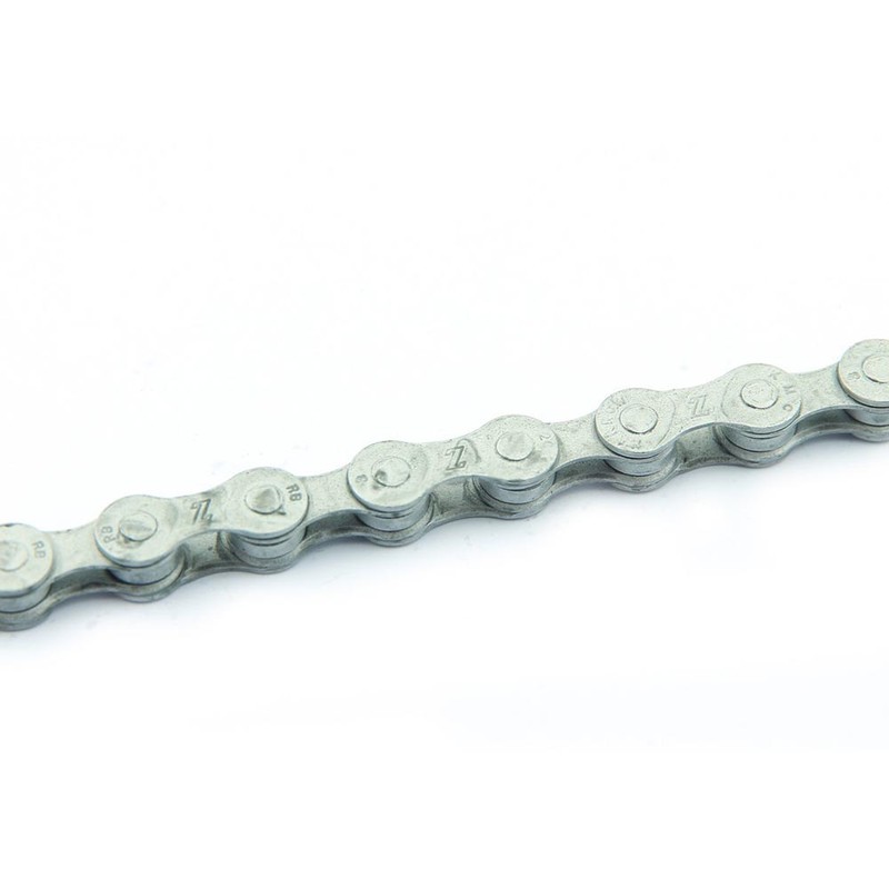 Cadena KMC Z8.3 6/7/8 velocidades 114 eslabones gris