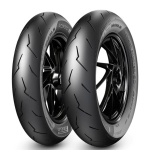 Neumático PIRELLI DIABLO ROSSO SCOOTER SC 140/70-14 M/C 62S TL