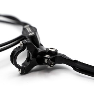 Sistema de frenado BRAKING RM4 con depósito giratorio y latiguillo ...