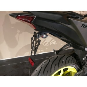 Portamatrículas Yamaha MT-03 negro V PARTS
