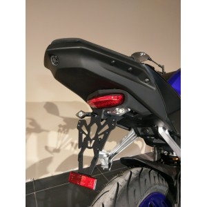 Portamatrículas Yamaha MT-125 negro V PARTS