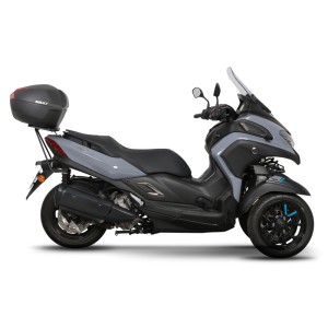 Baúl SHAD SH47 con catadióptrico rojo