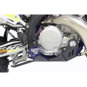 Cubrecárter AXP Xtrem negro - Sherco