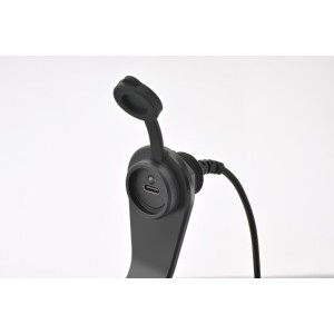 Conexión USB-C DAYTONA para montaje de carenado