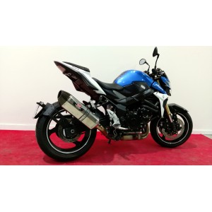 Portamatrículas a la rueda Suzuki GSR750 negro