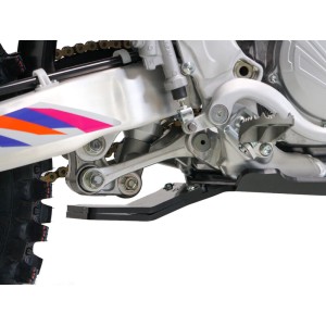 Cubrecárter AXP Xtrem con protección de bieleta - HDPE 8mm