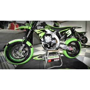 Pinza de freno radial izquierda BERINGER Aerotec® 4 pistones