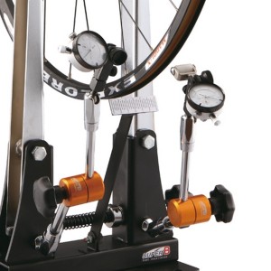 Centrador de llantas profesional con indicadores diales y brazos ma...