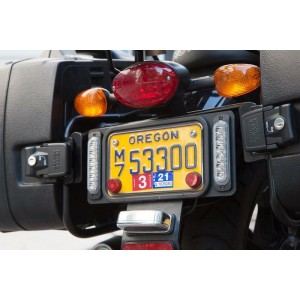 Luz de freno adaptable al guardabarros Denali B6