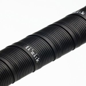 Cinta de manillar Fizik Vento Microtex Tacky 2,0mm - Negro